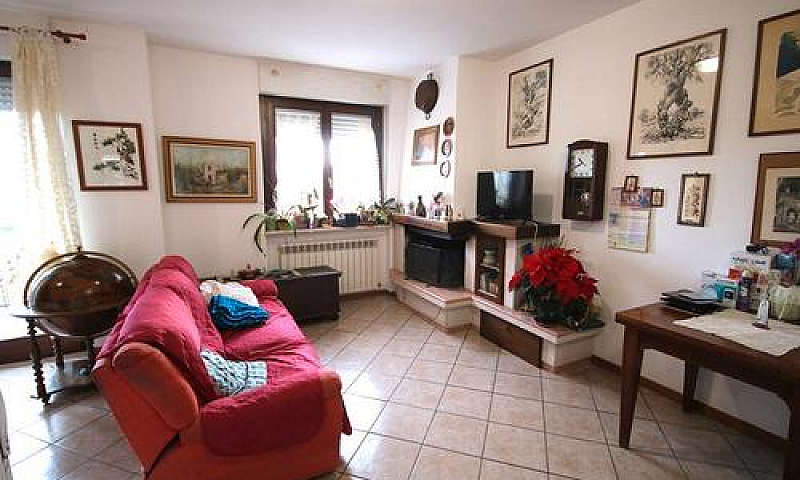 Appartamento Pari Al...