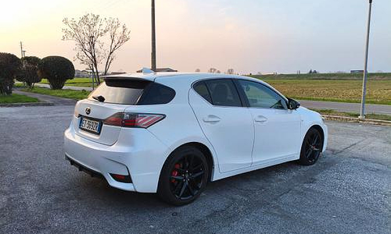 Lexus Ct Hybrid – 3....