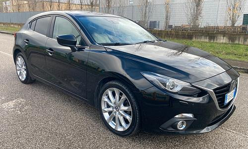 Mazda 3 2.2 Skyactiv...