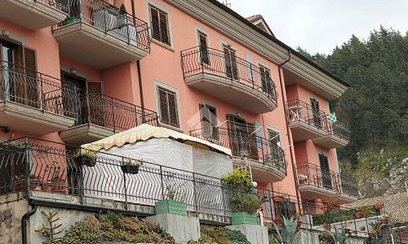4 Locali A Salza Irp...