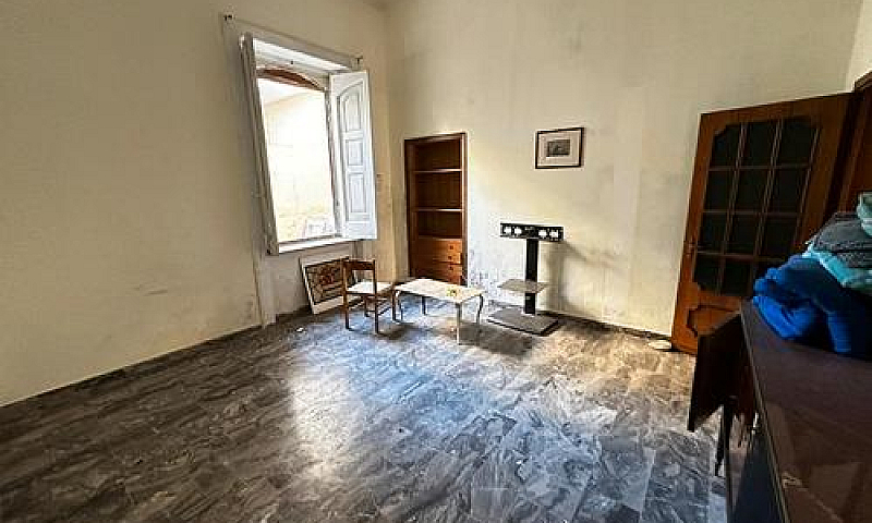 Ampio Appartamento V...