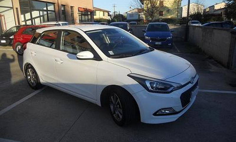 Hyundai I20 1.2 84 C...