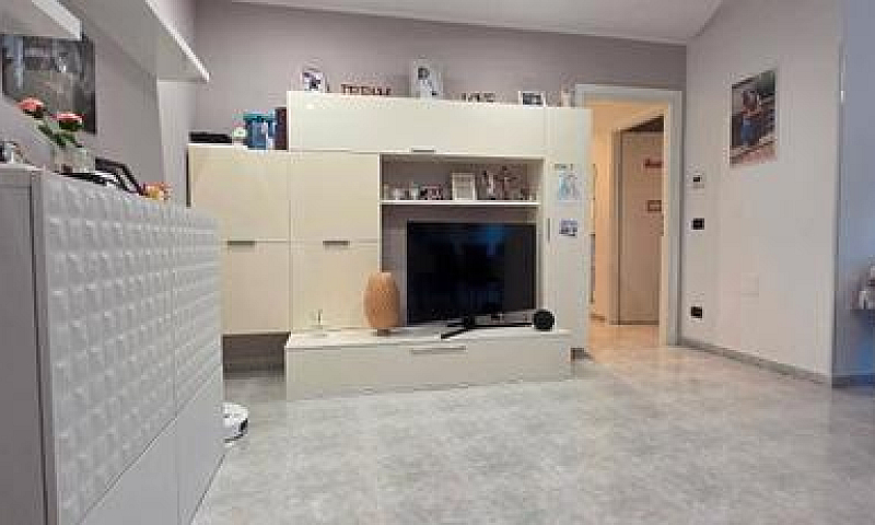 Appartamento Di Rece...
