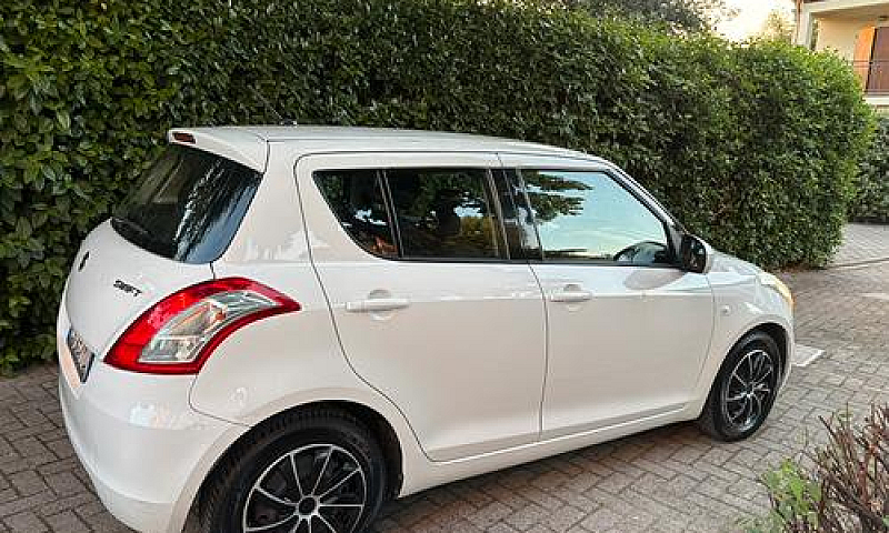 Suzuki Swift 1.2 Gpl...
