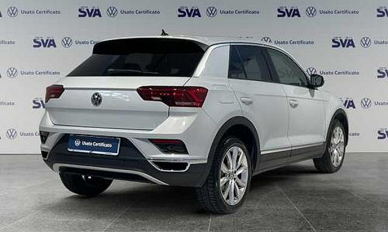 Volkswagen T-Roc 1.6...