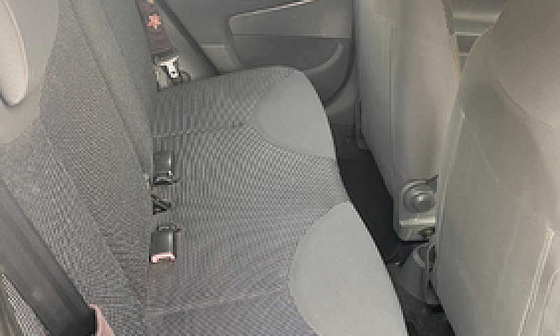 Peugeot 107...