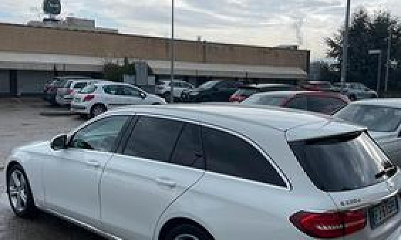 Mercedes-Benz E 220 ...