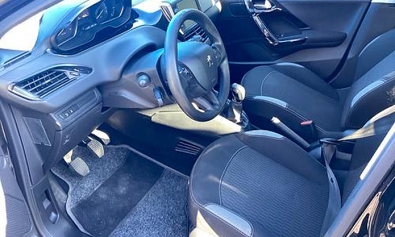 Peugeot 208 1.6 Hdi ...