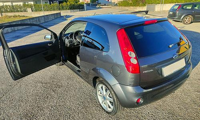 Ford Fiesta 1,2 Benz...