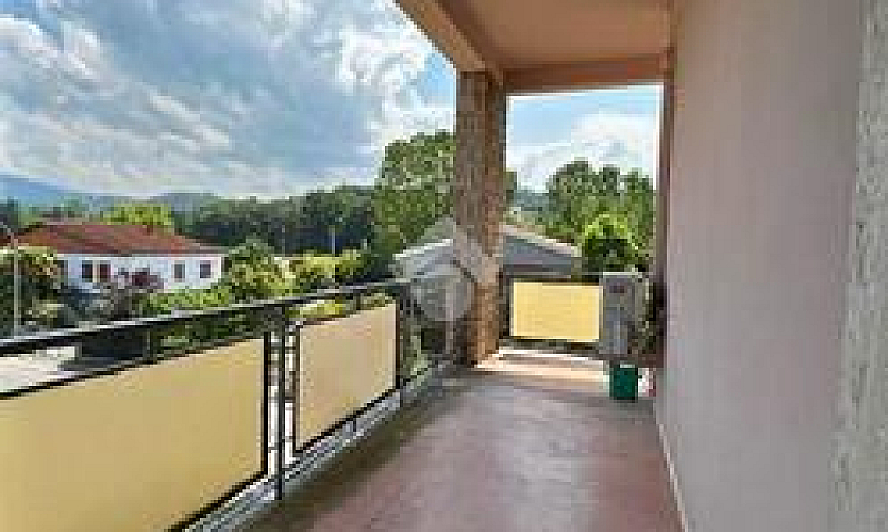 5 Locali A Terranuov...