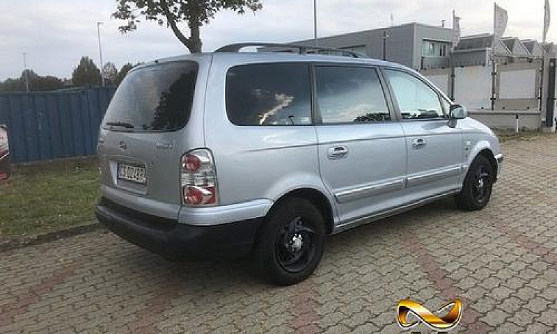 Hyundai Trajet 2.0 C...