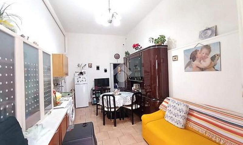 2 Locali A Andria...