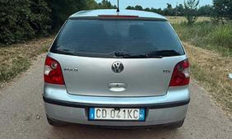 Polo 2002...