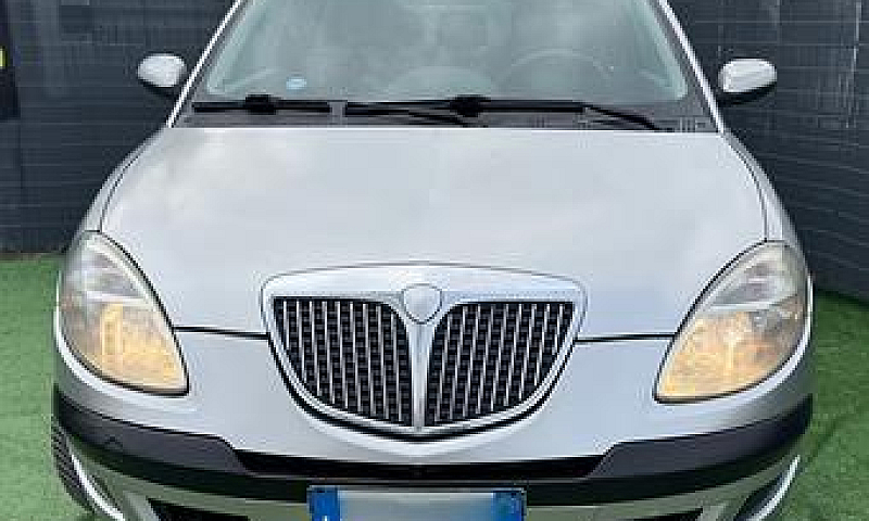 Lancia Ypsilon 1.3 D...