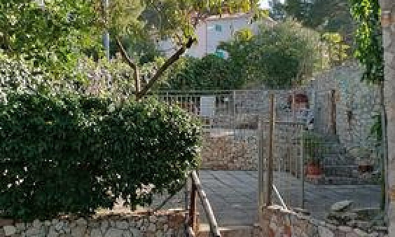Villino A San Menaio...