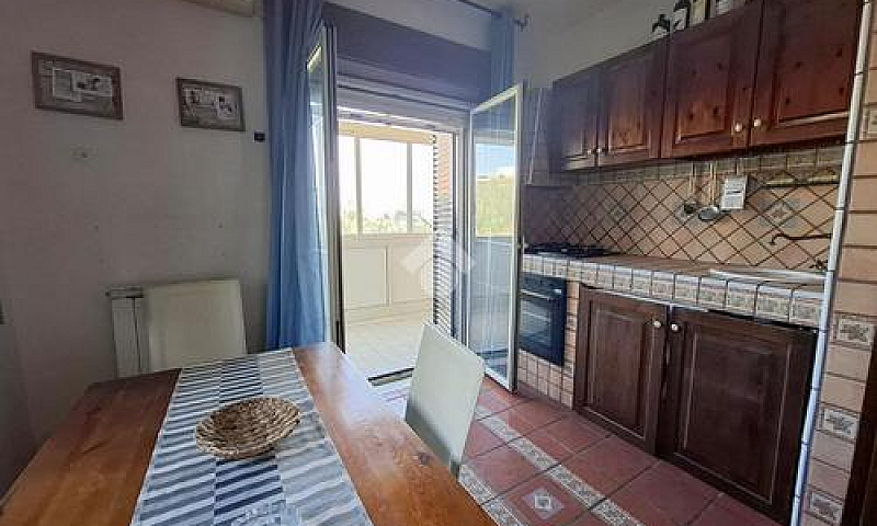 2 Locali A Catania...