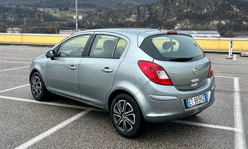 Opel Corsa 1.2 85Cv ...