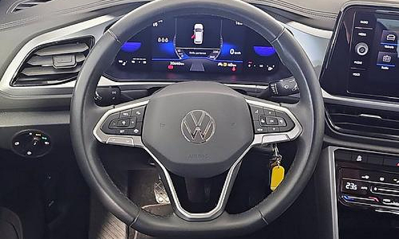Volkswagen T-Roc 1.0...