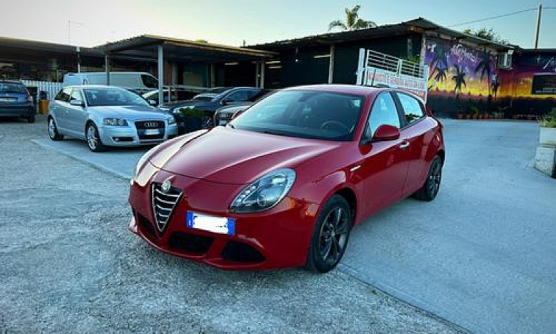 Alfa Romeo Giulietta...