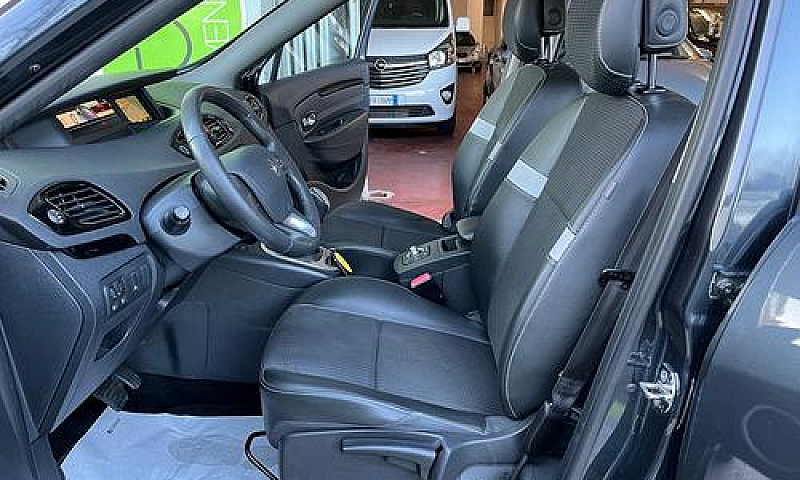 Renault Scenic X-Mod...