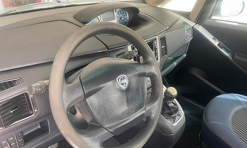 Lancia Musa 1.3 Mjt ...