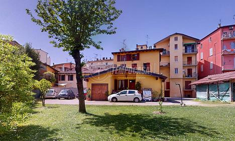 Trilocale In Centro ...