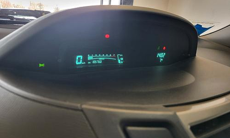 Toyota Yaris 1.0 5 P...