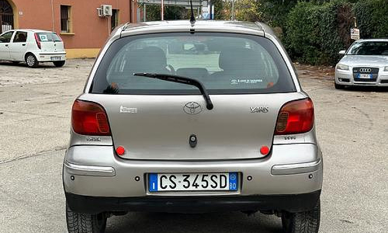 Toyota Yaris 1.0I 16...