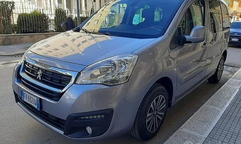 Peugeot Partner Tepe...