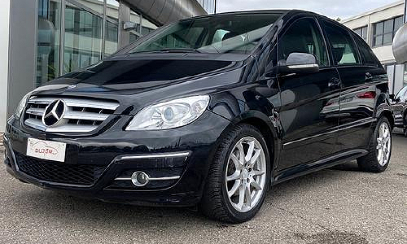 Mercedes-Benz B 180 ...