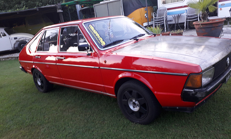 Volkswagen Passat B1...
