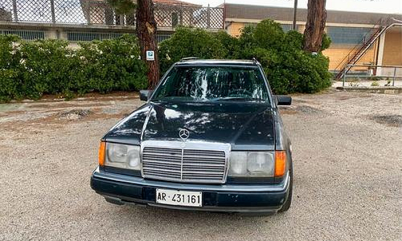 Mercedes-Benz E-Seri...