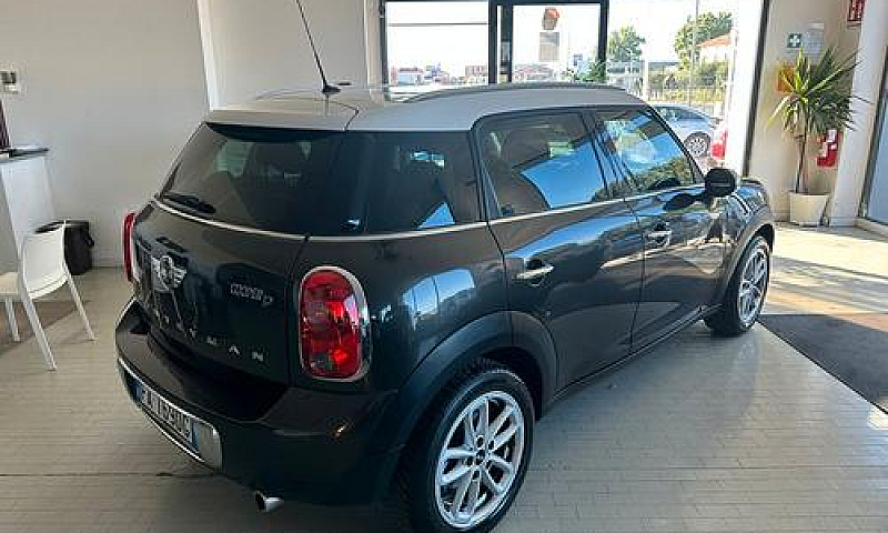 Mini Cooper D Countr...