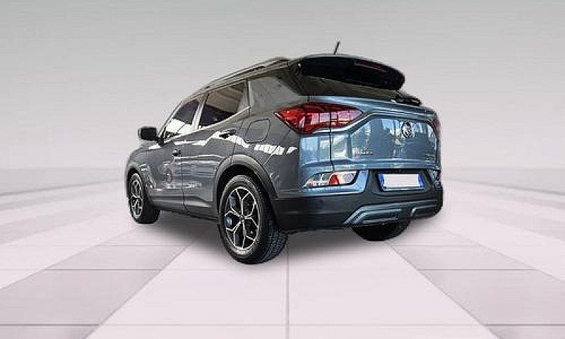 Ssangyong Korando 1....