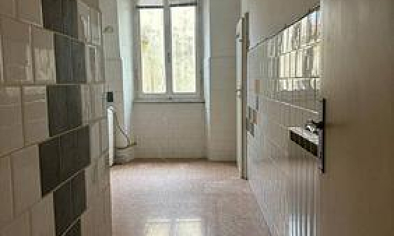 Appartamento Di 90 M...