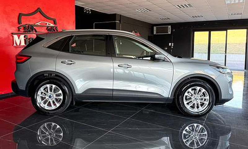 Ford Kuga 1.5 Ecoblu...