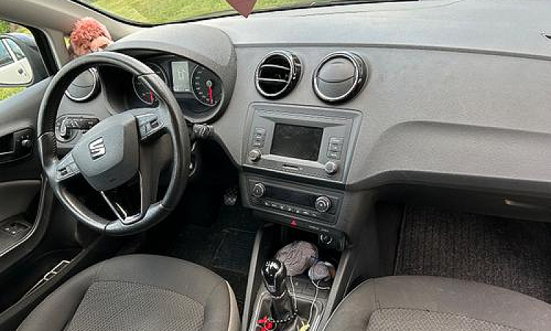 Seat Ibiza...