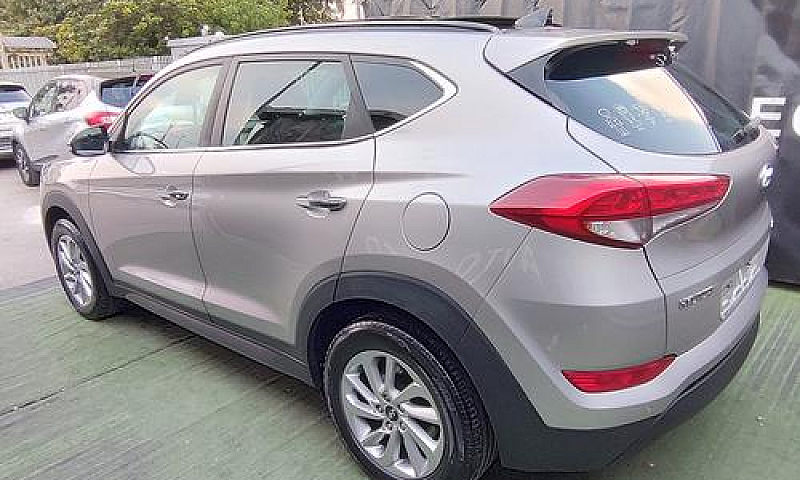 Hyundai Tucson 1.7 C...