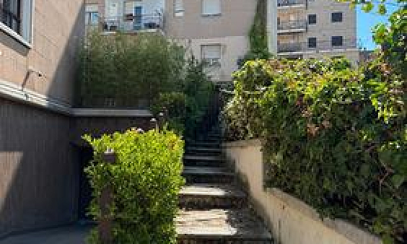Viale P. Di Piemonte...