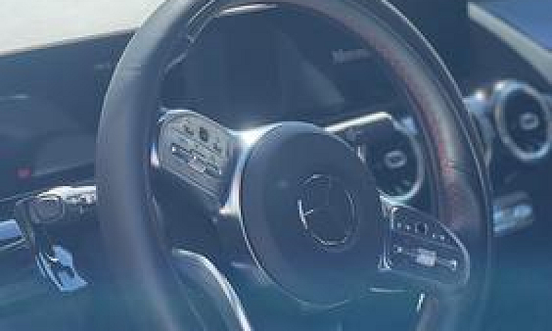 Mercedes-Benz B 200 ...