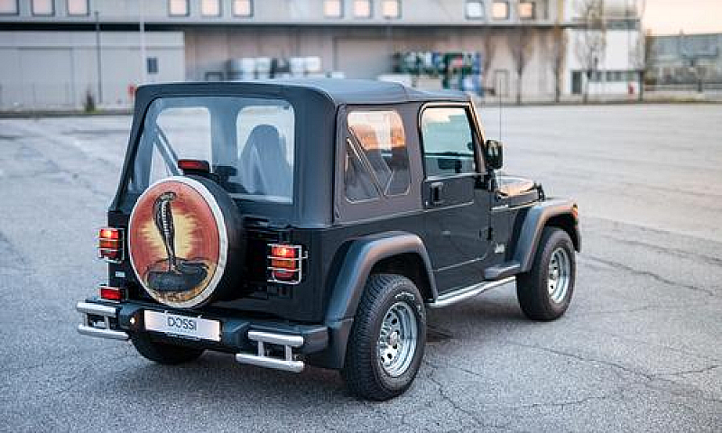 Jeep Wrangler 2.5 Ca...