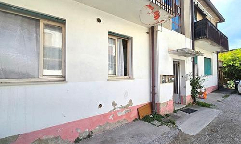 Vigonovo:in Centro, ...