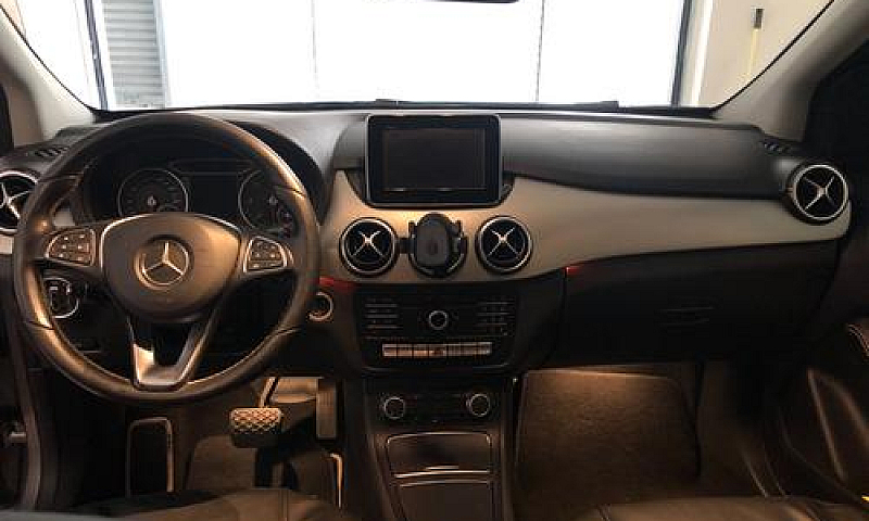 Mercedes Classe B (T...