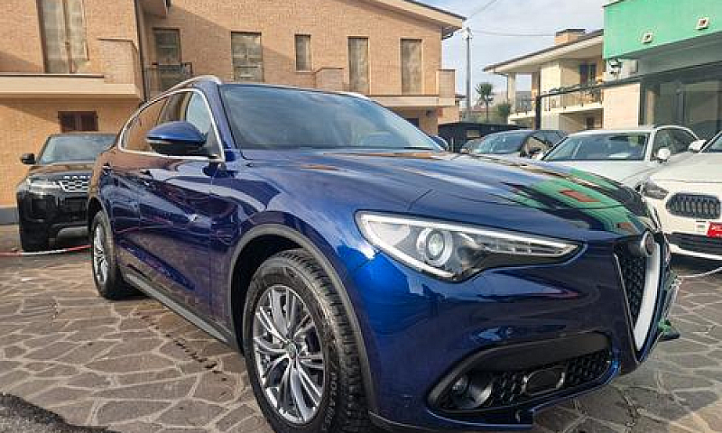 Alfa Romeo Stelvio 2...