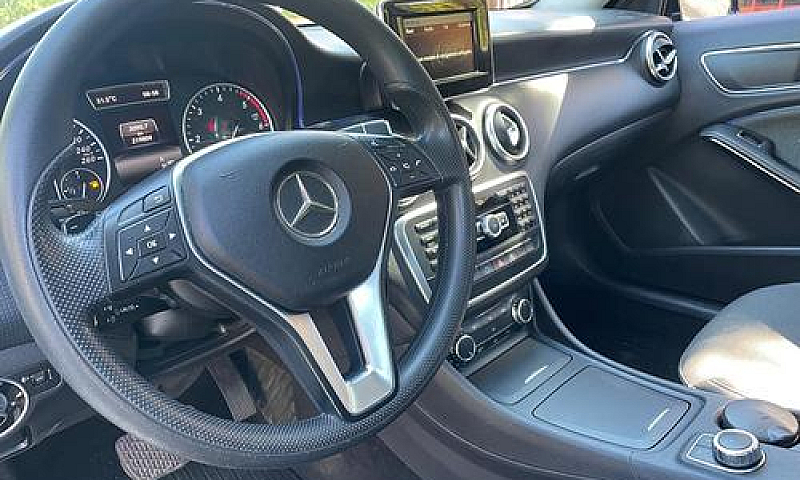 Mercedes-Benz A 180 ...