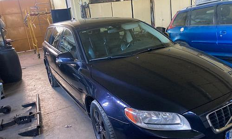 Volvo V70 2.4 D5 Vol...