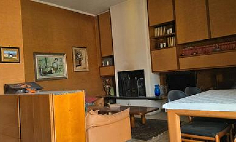 Appartamento In Zona...