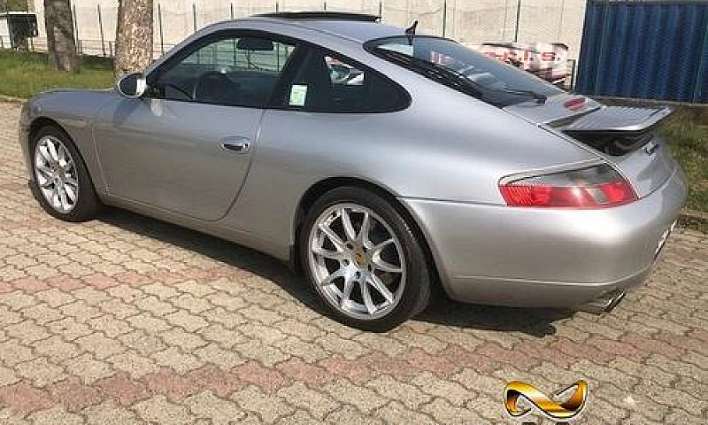 Porsche 911 Carrera ...