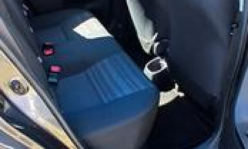 Toyota Yaris - 2017...