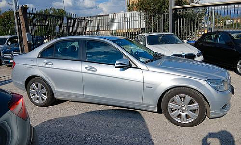 Mercedes-Benz C 200 ...
